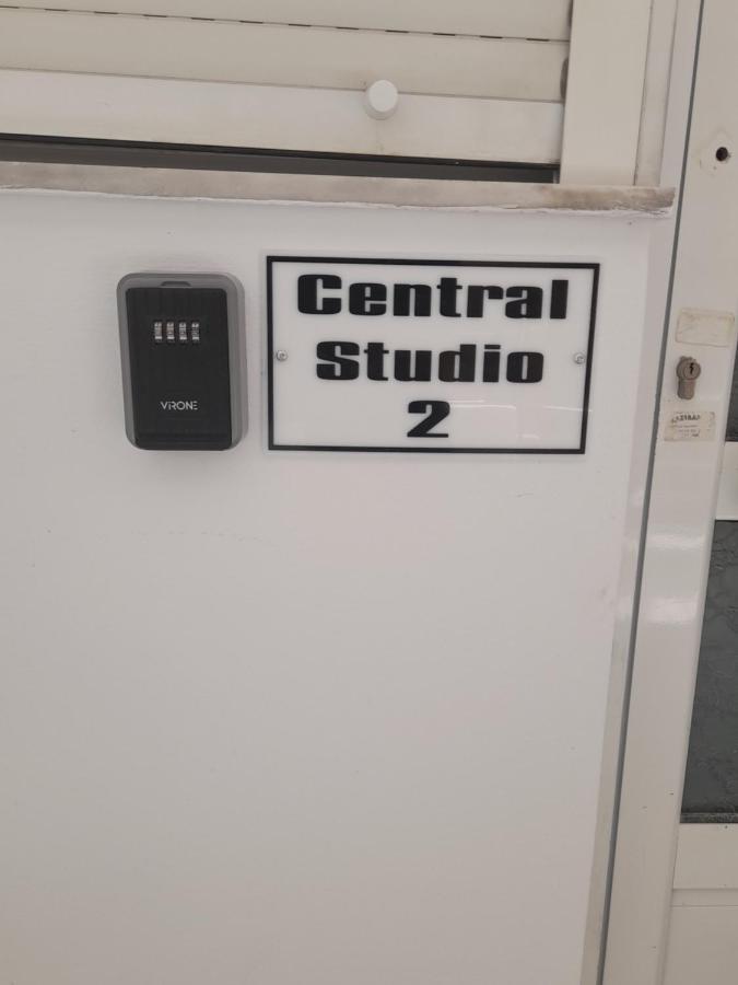 Central Studio 2 Iraklion Buitenkant foto